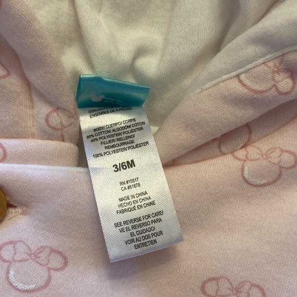 NWT Disney infant 3-6 months pink 2 piece set with Minnie Mouse design on fabric - Picture 8 of 9